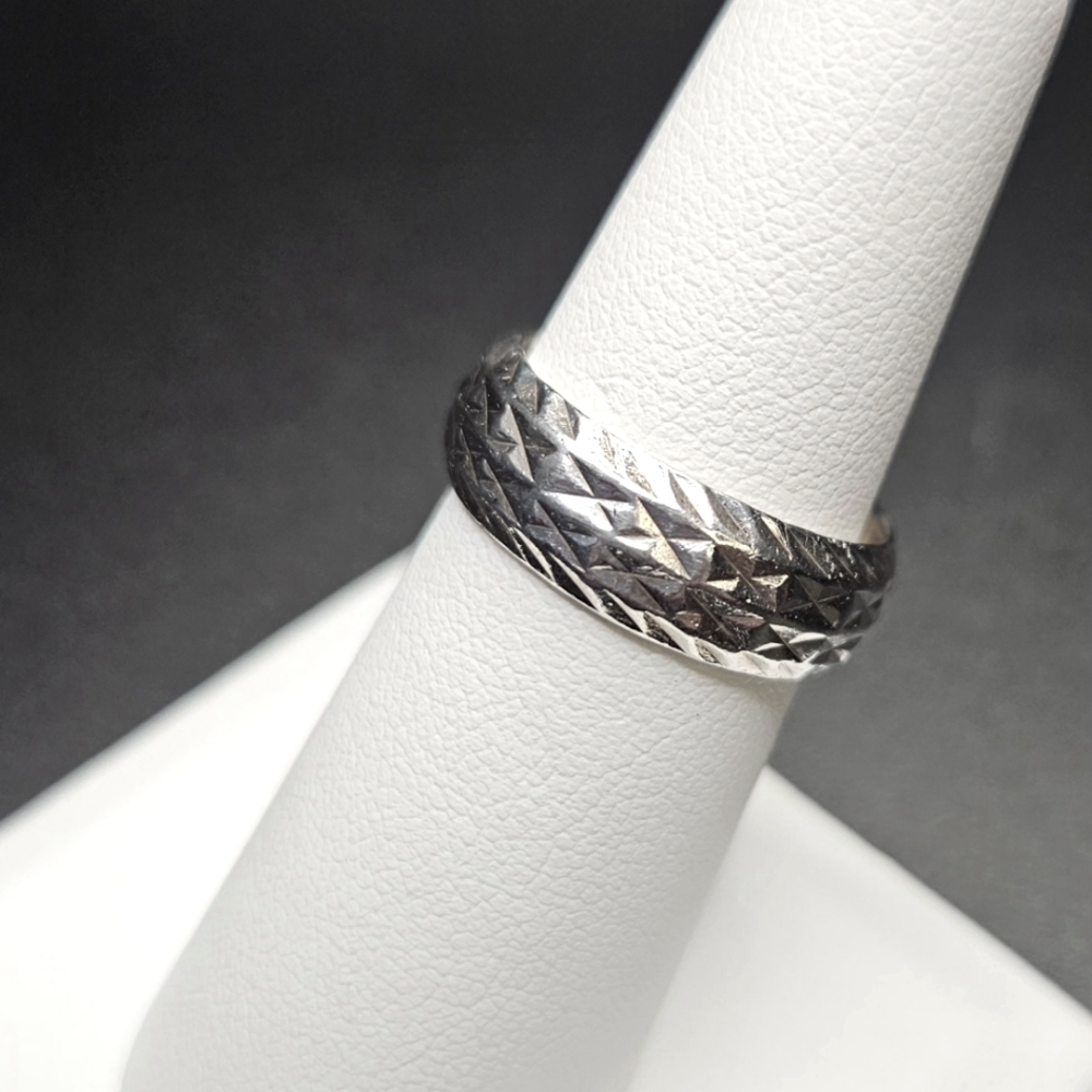 Vintage Sterling Silver Diamond-Cut Band Ring ATI Thailand Size 7 - Picture 4 of 6